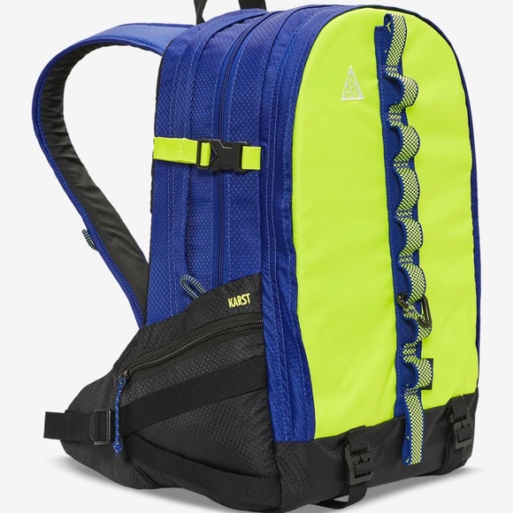 Nike ACG Karst Unisex Backpacks - Picture 1 of 11